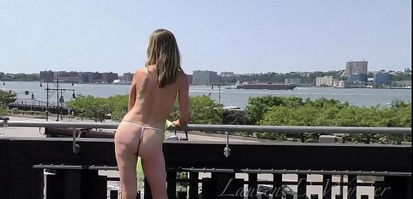  Naked in New York City